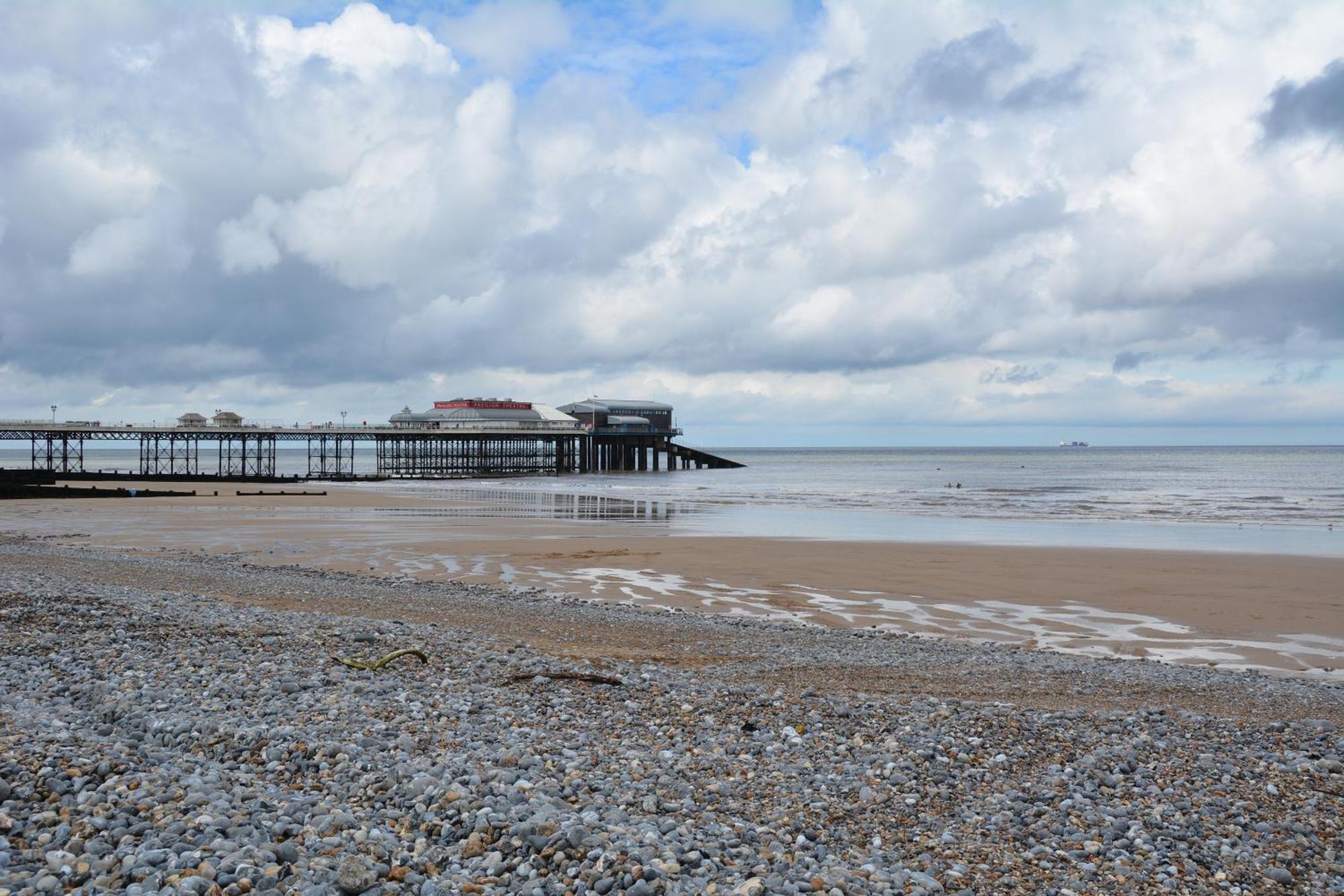The Fabulous Number Two Apartment A Cosy Coastal Getaway Cromer Exteriör bild